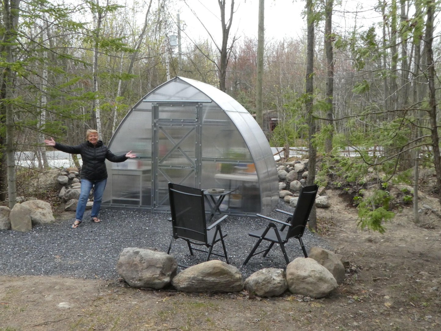Sungrow Compact Greenhouse