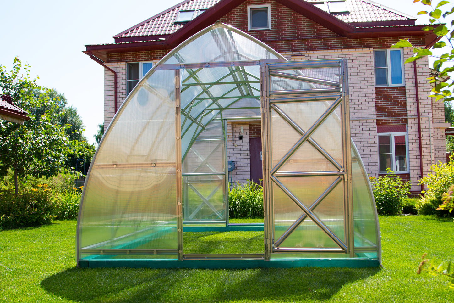 Sungrow Urban Greenhouse