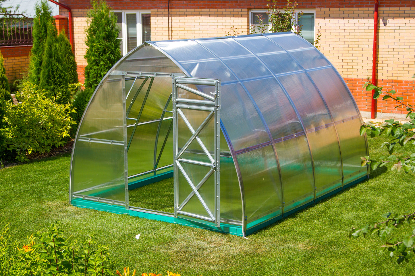 Sungrow Urban Greenhouse