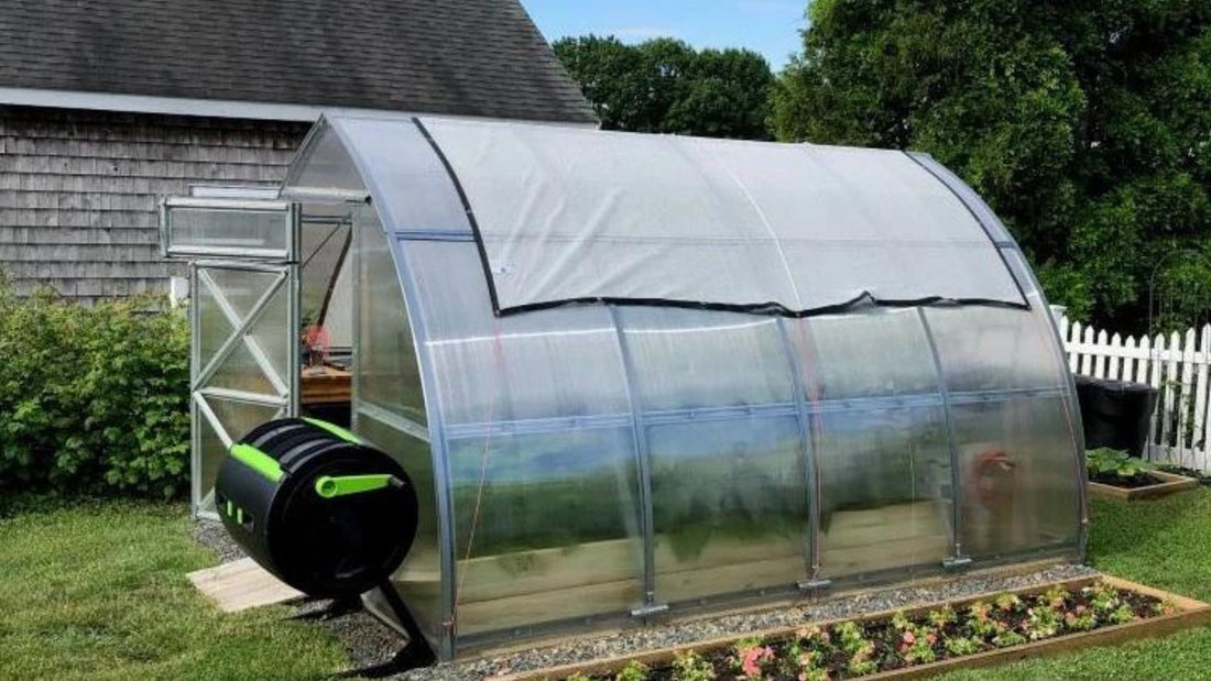 6 Tips to Create an Energy-Efficient Backyard Greenhouse