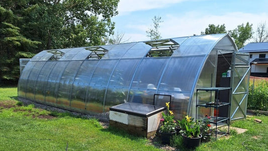 Growing Smarter: Advanced Tools for Precision Greenhouse Gardening