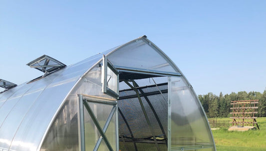 Achieve Optimal Greenhouse Conditions with Proper Ventilation Techniques